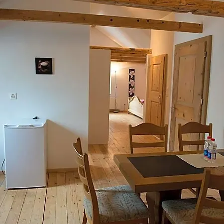 Hirschen Maienfeld